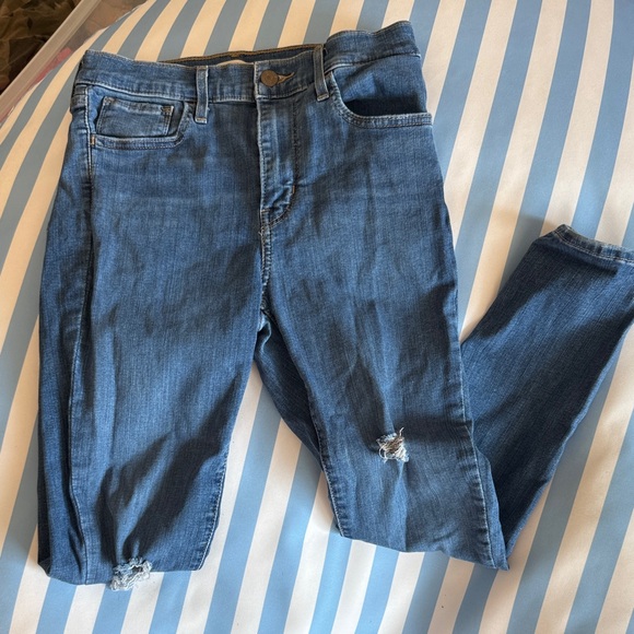 Blue Distressed Women Jeans Levi / size 27 high rise super skinny - Picture 1 of 6